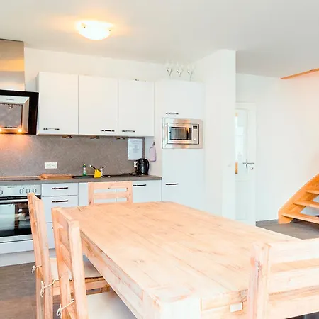 Nani Casa de Férias